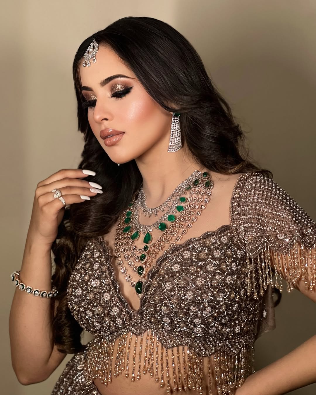 Aarushi makeup artist