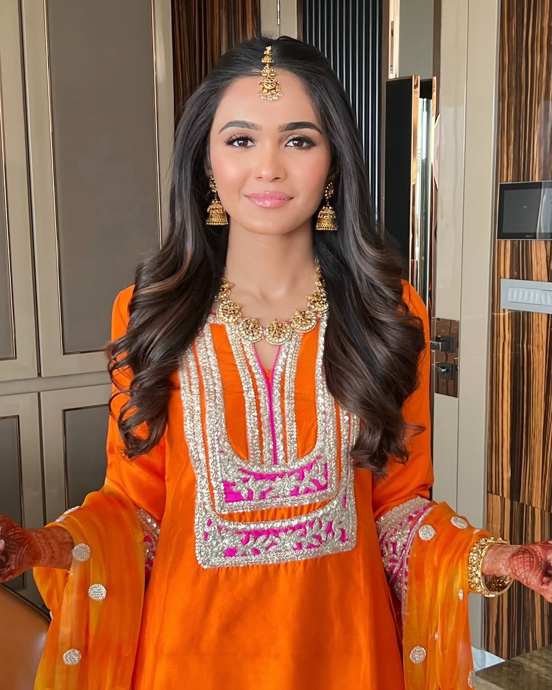 Ojasrajnimakeup