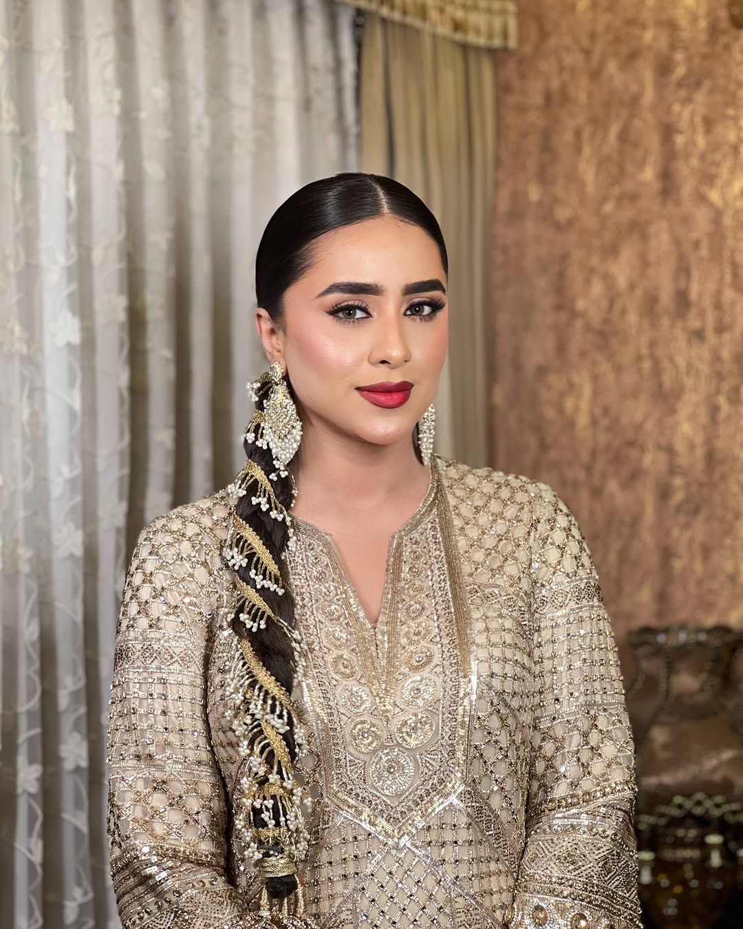 Shruti arora mua